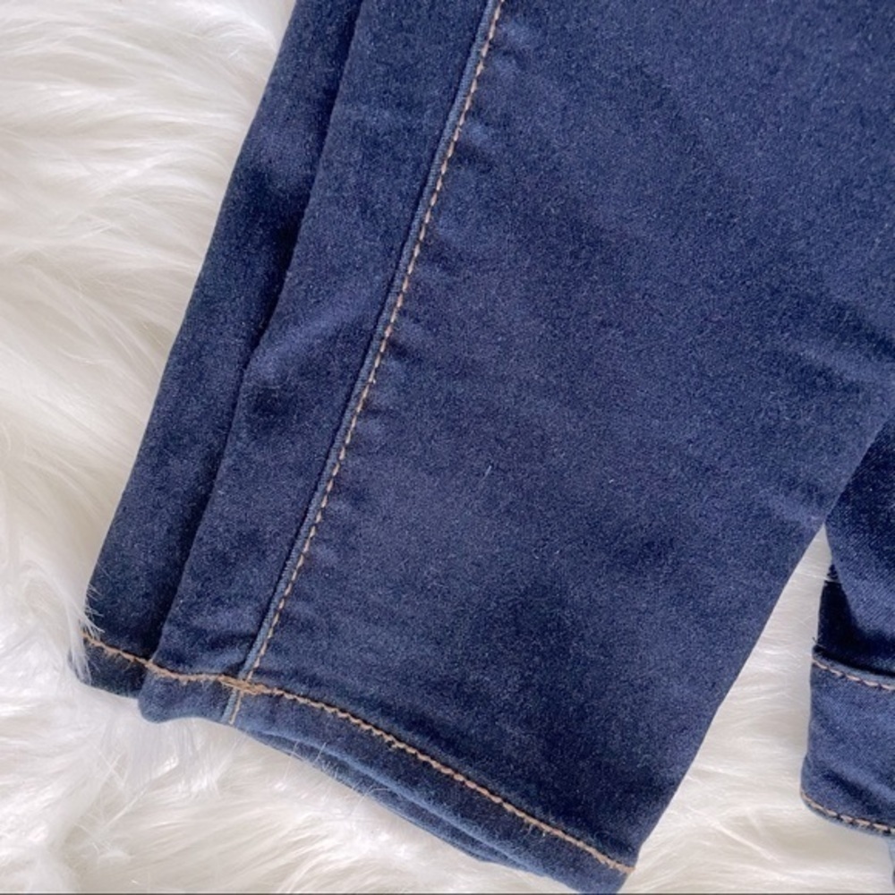 No Boundaries Blue Jeans - Picture 2 of 8